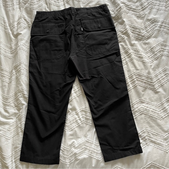 Levi Cargo Pants - Unique Pockets - Picture 4 of 5
